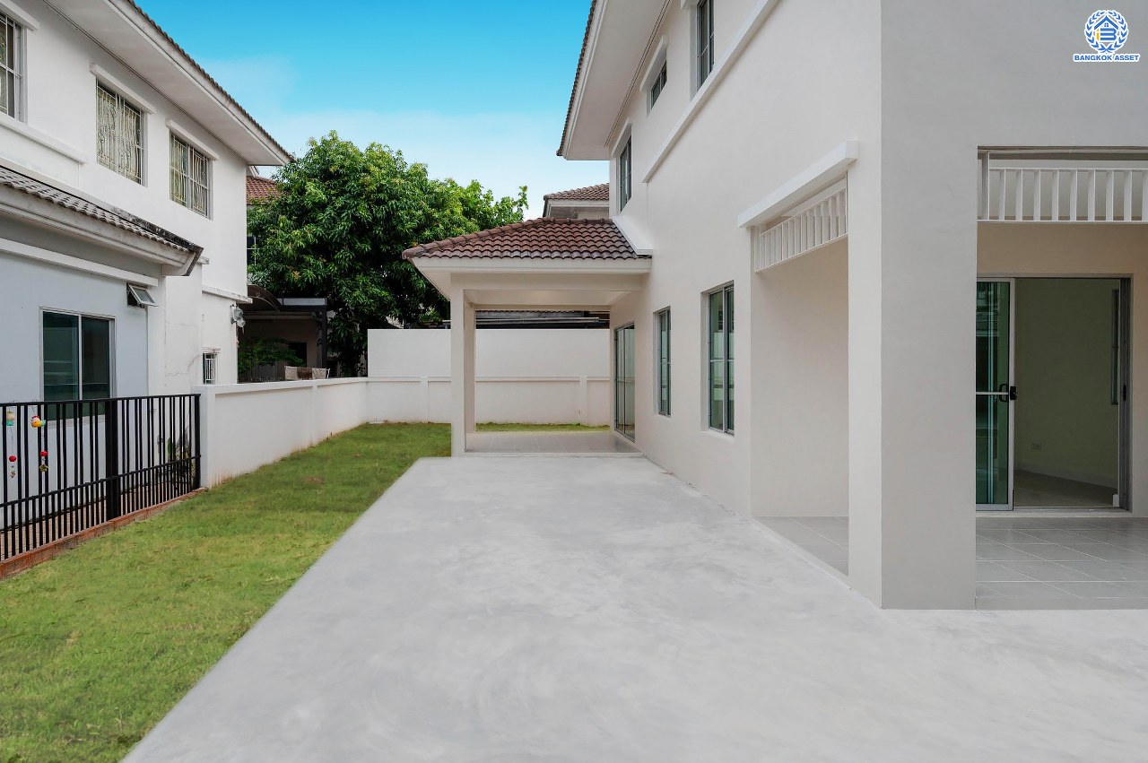 บ้านมือสองตกแต่งใหม่ คุณภาพแบรนด์ LH โครงการ ชัยพฤกษ์ ราชพฤกษ์-แจ้งวัฒนะ เนื้อที่ 66 ตร.ว. ฟังก์ชัน 3 ห้องนอน 3 ห้องน้ำ 2 ที่จอดรถ ภายในตกแต่งหรูหรา บนทำเลติดถนนราชพฤกษ์ เชื่อมสู่แจ้งวัฒนะได้อย่างรวดเร็ว ใกล้รถไฟฟ้าสายสีชมพู "ปากเกร็ด" จุดขึ้นทางด่วน "แจ้งวัฒนะ" โรบินสัน ไลฟ์สไตล์ ราชพฤกษ์ และ โลตัส นอร์ธราชพฤกษ์